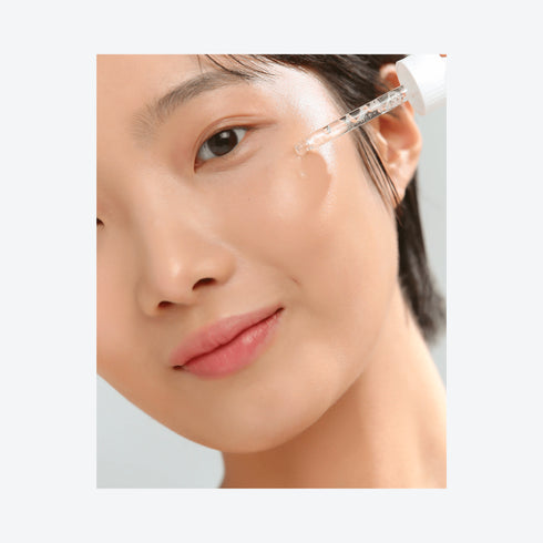 Obține un ten strălucitor și fără pete cu Beauty of Joseon Glow Deep Serum Rice + Arbutin.
Serul coreean hidratează în profunzime și previne decolorarea pielii, pentru un look natural. wowskin.ro